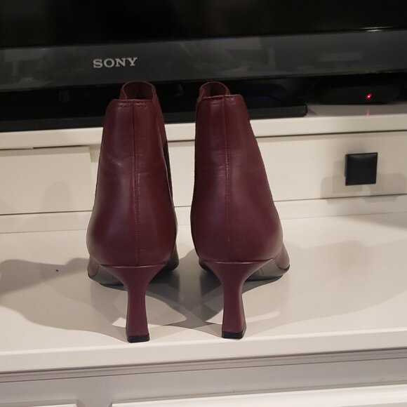 NWT: Naturalizer Daya Pointed Toe Bootie Size: 8.5 - Picture 7 of 8